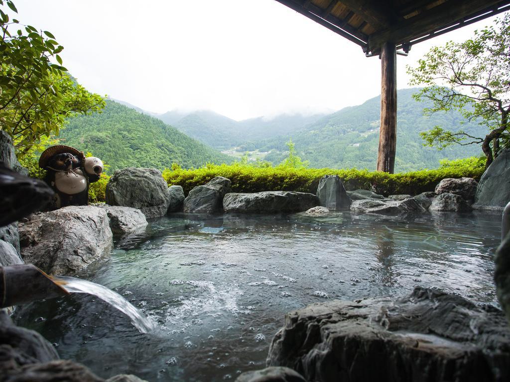 ホテルかずら橋 徳島市 エクステリア 写真